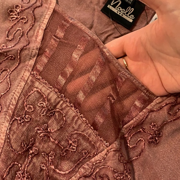 NWT Boho Bell Sleeve Top - Picture 7 of 8